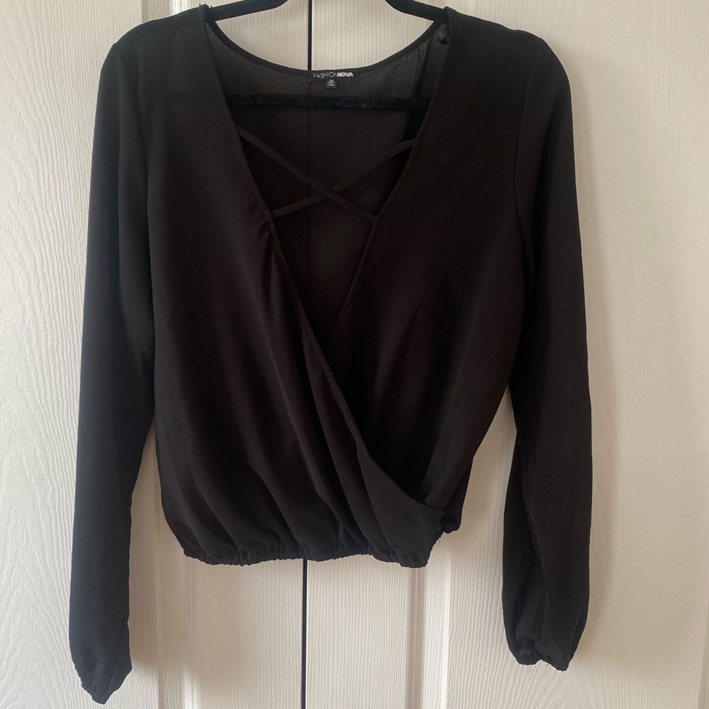 Fashion Nova Cropped Crisscross Neckline Top